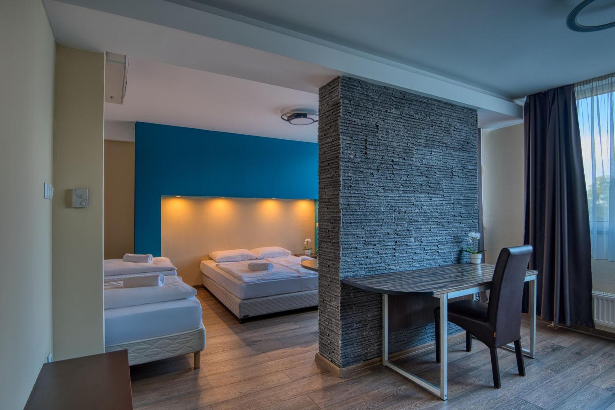 City Budget Hotel Будапеща Екстериор снимка